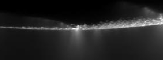 I getti di vapore osservati nel polo Sud di Encelado